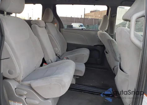 2015 Toyota Sienna Le из США, поврежденный, VIN 5TDKK3DC5FS563835